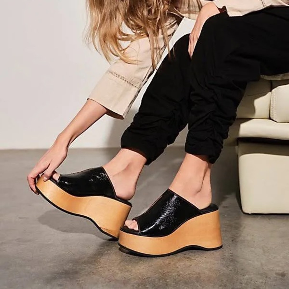 Free People Gabriela Platform Wedge Sandal black size 38/8